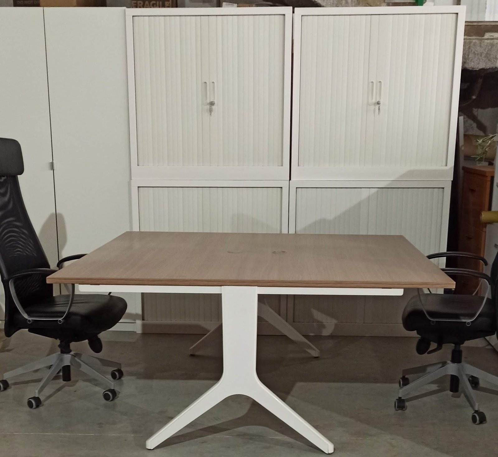 Mesa multipuesto Ismobel doble 160x160 cm en roble y blanco